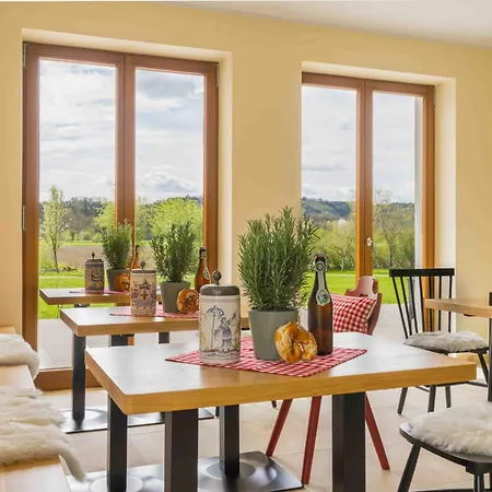 An Der Brunnader-ihr Perfekter Rueckzugsort In Der Bayerischen Toskana-ueberwiegend Mit Klima-3geh-min Zur Therme Hotel Bad Birnbach